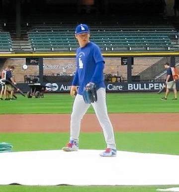 ドジャースに不吉データ「敗退確率70％」 シリーズ初戦勝利ブルワーズに“追い風” 第2戦先発・山本由伸で巻き返し