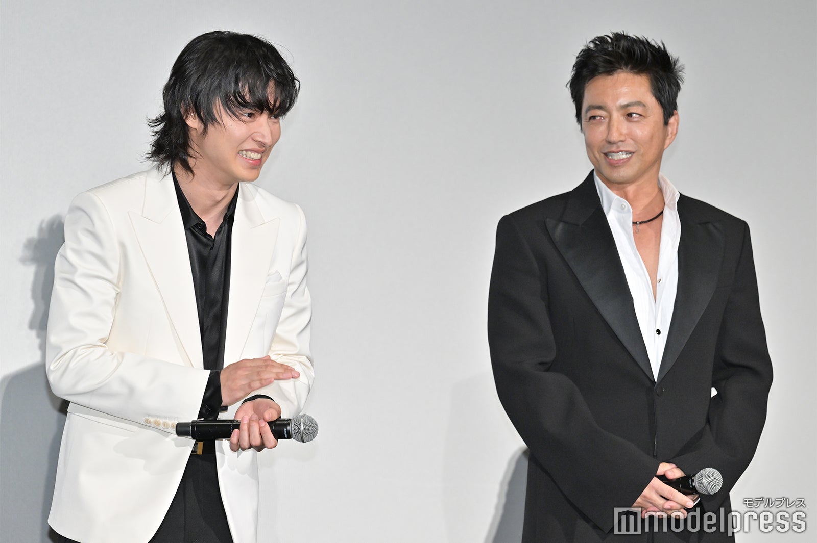 山崎賢人、大沢たかお（C）モデルプレス