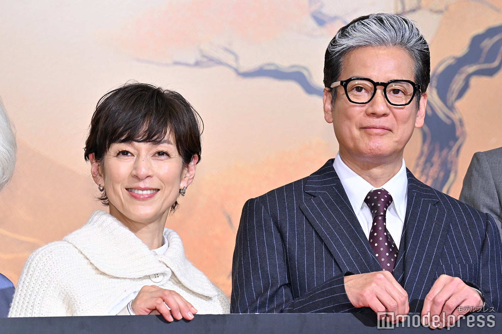 鈴木保奈美、唐沢寿明（C）モデルプレス