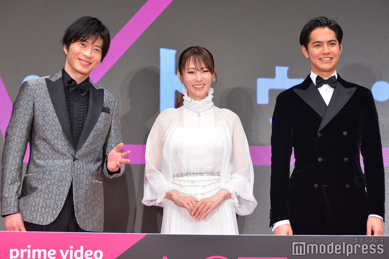 田中圭、深田恭子、片寄涼太（C）モデルプレス