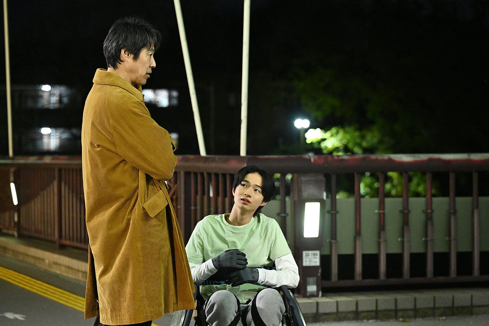 堤真一、越山敬達「ＧＩＦＴ」第4話（C）TBS