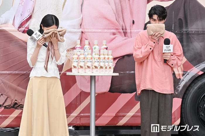 上坂樹里、本田響矢(C)モデルプレス