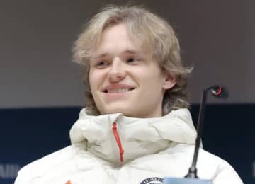 王者マリニンは想定内？鍵山に10点差の2位も「団体戦はフルポテンシャルの50％で臨んだ。想定通り」「個人戦へのペース配分」鍵山の完璧演技には「刺激を受けた」