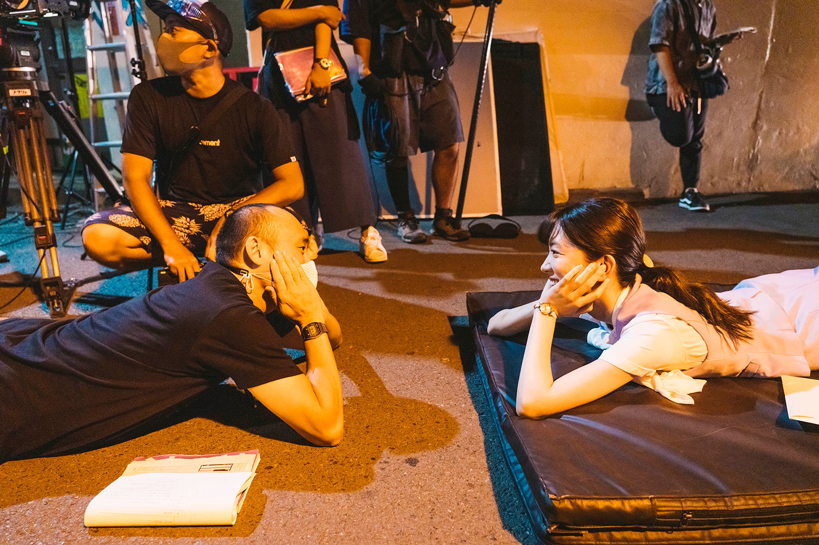 イベントで公開されたメイキング写真（C）2021「地獄の花園」製作委員会