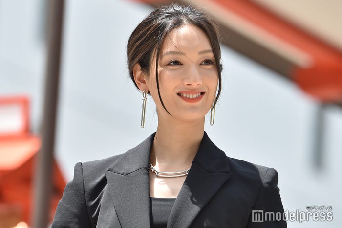 菜々緒(C)モデルプレス