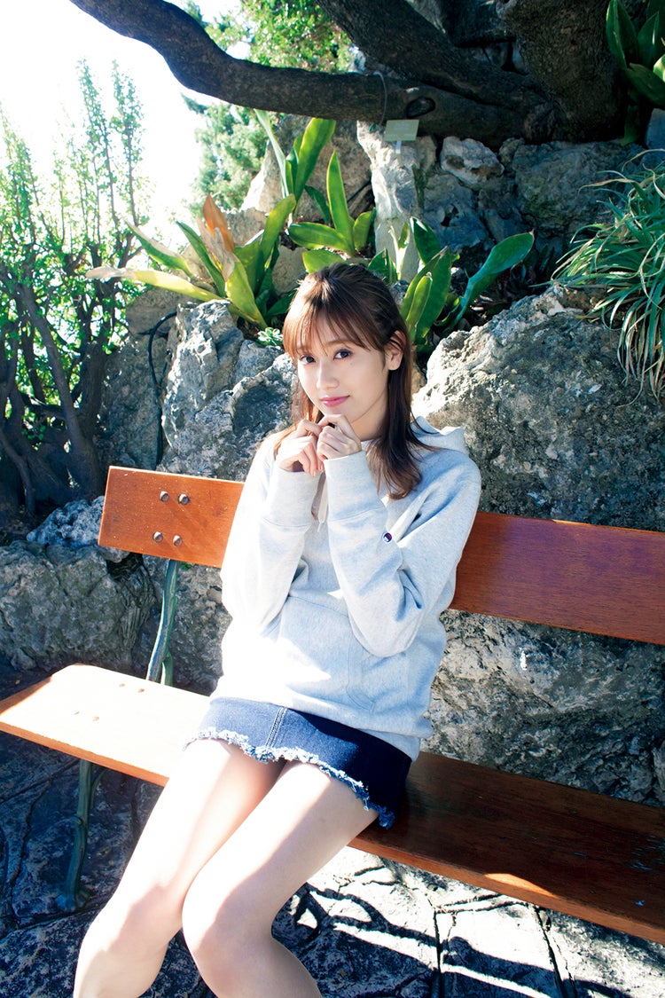 画像2 23 欅坂46守屋茜 ミニスカートで美脚披露 妄想デート カット大量公開にファン歓喜 1st写真集 潜在意識 モデルプレス