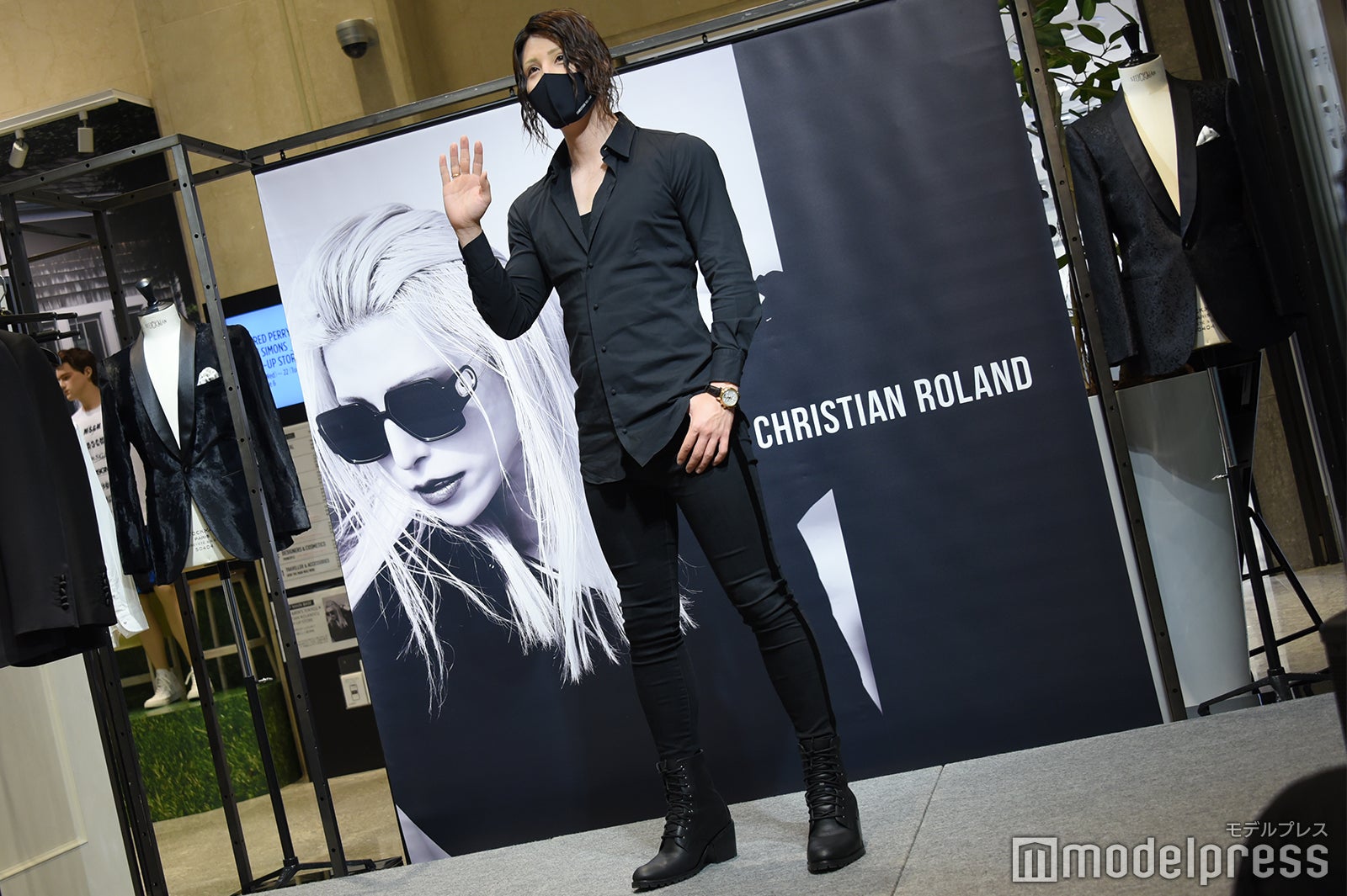 ROLAND（C）モデルプレス