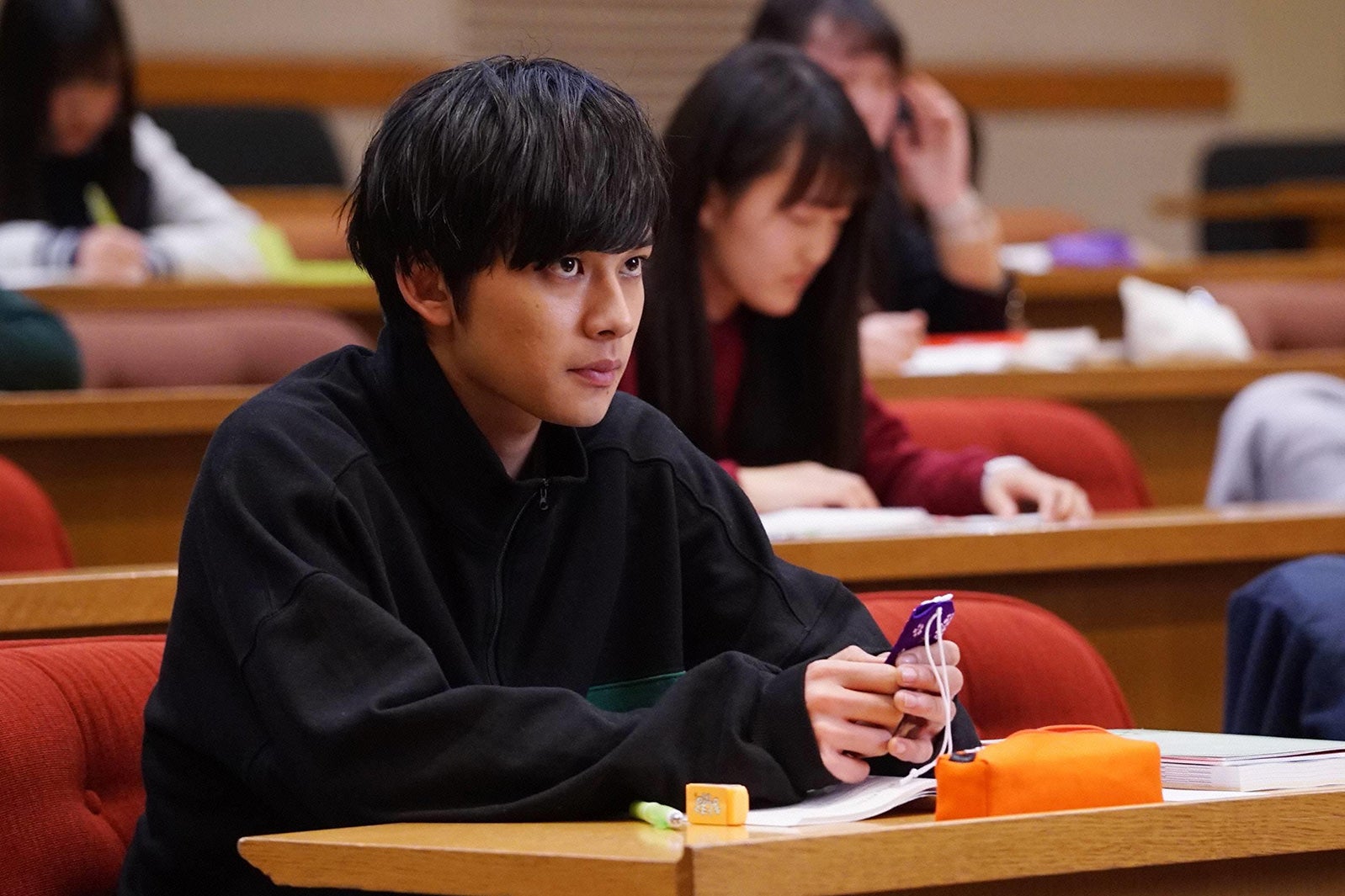 北村匠海／「隣の家族は青く見える」第8話より（C）フジテレビ