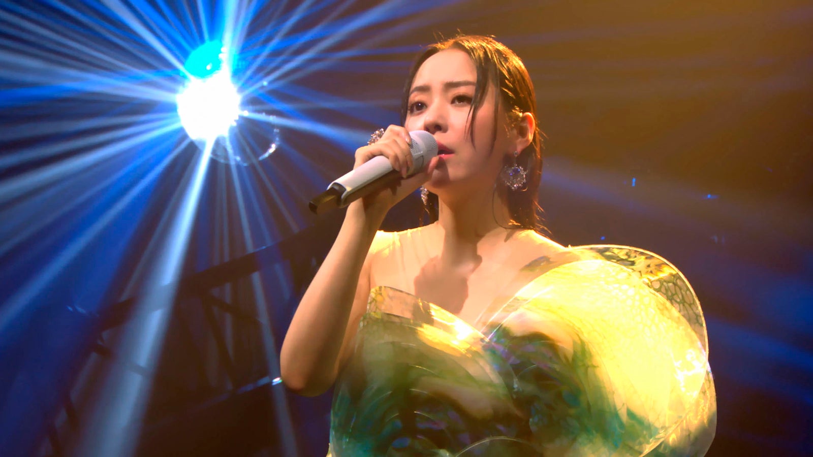 Jane Zhang（C）2023 A LIST MEDIA ENTERTAINMENT, INC.