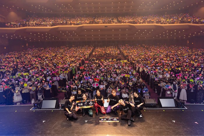 A.B.C-Z(提供写真)