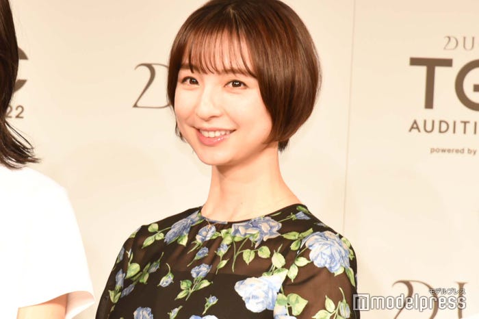 篠田麻里子(C)モデルプレス