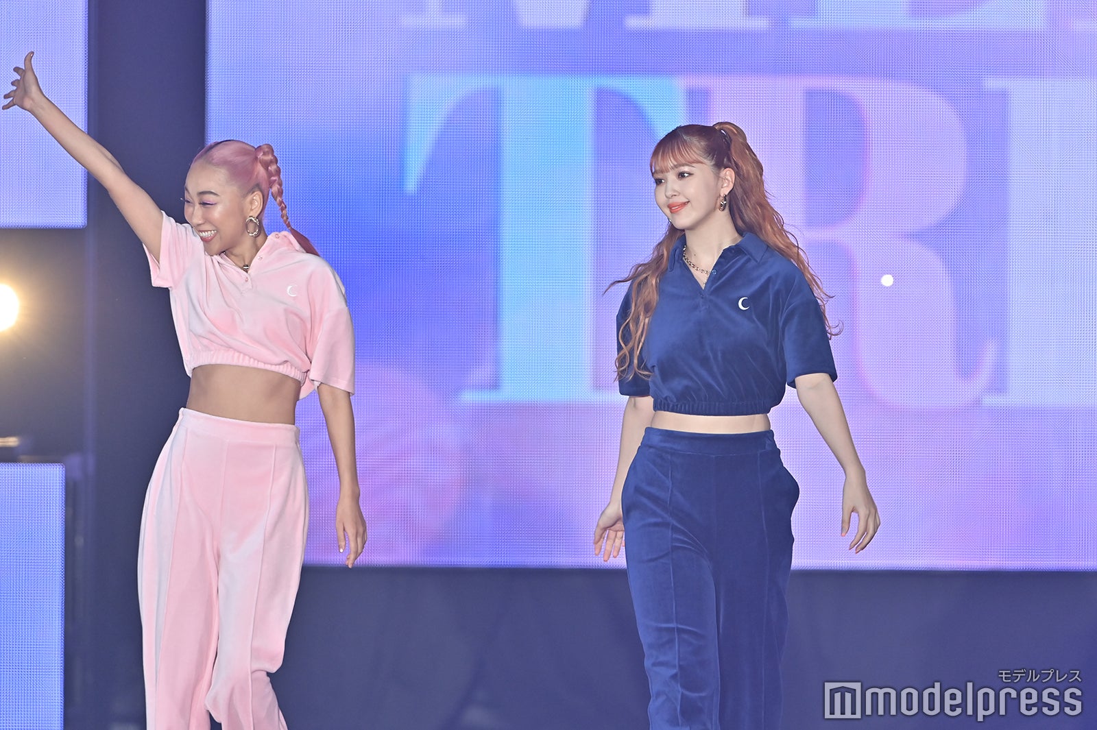 （C）モデルプレス