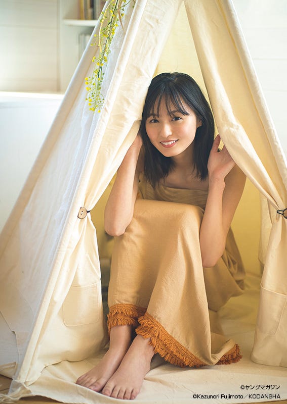 遠藤さくら(C)ヤングマガジン(C)藤本和典/KODANSHA