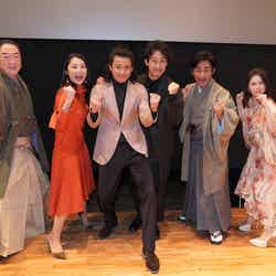 （左から）坂東彌十郎、小池栄子、小栗旬、大泉洋、片岡愛之助、宮澤エマ（C）NHK