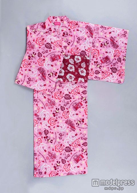 ミニー柄のゆかた(C)Disney