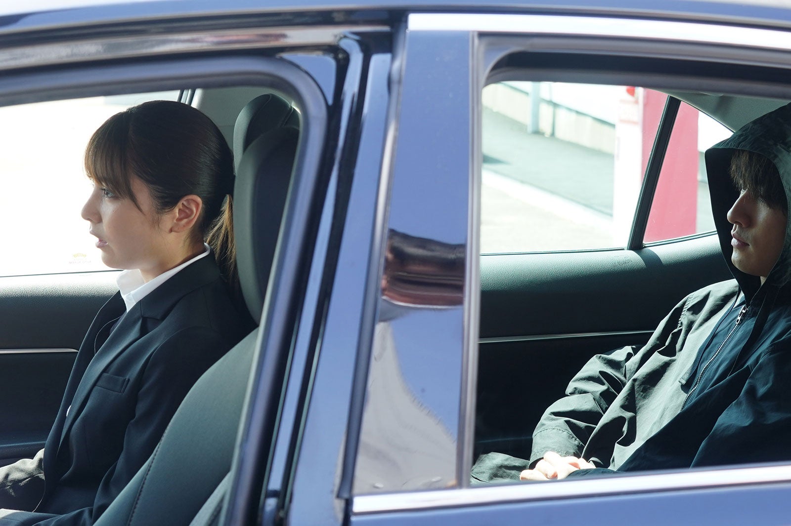 石川恋、福山翔大「Dr.チョコレート」第8話より（C）日本テレビ