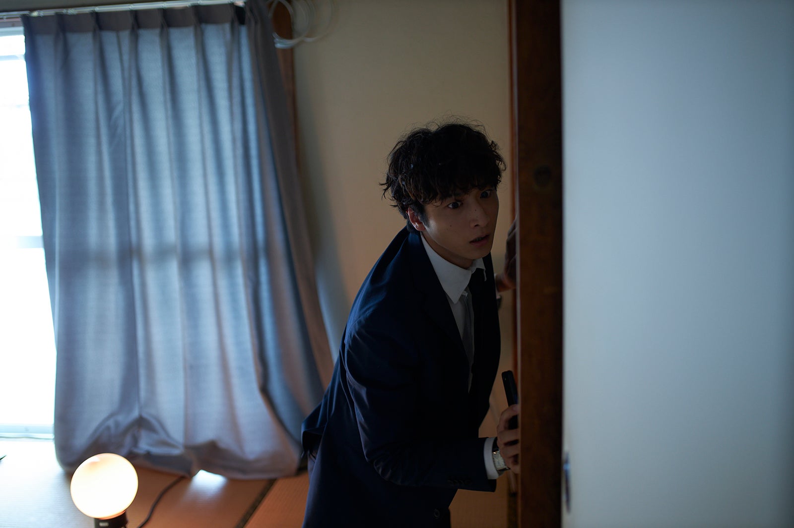 小関裕太「癒やしのお隣さんには秘密がある」第7話より（C）日本テレビ