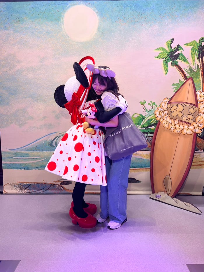 真帆「念願の初1人ディズニー」(提供写真)