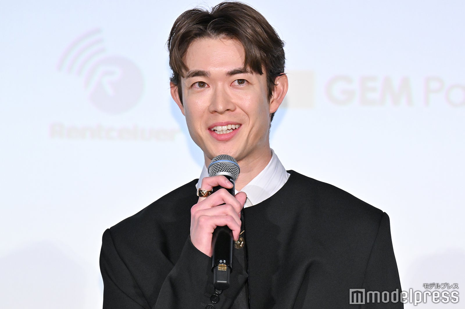 宮沢氷魚（C）モデルプレス