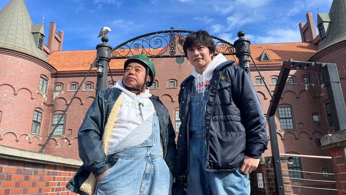 出川哲朗、田中圭(C)テレビ東京