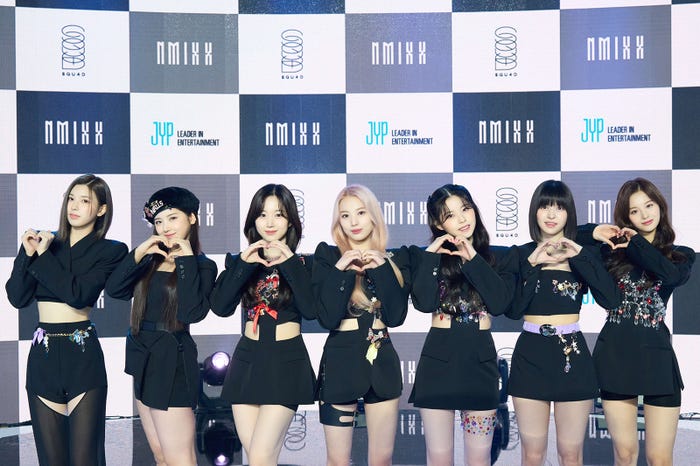 NMIXX(写真提供:JYPエンターテインメント)