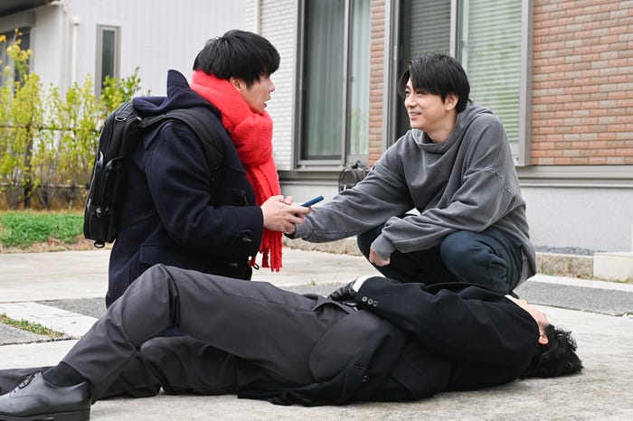 田中圭、三浦翔平、井浦新(C)テレビ朝日