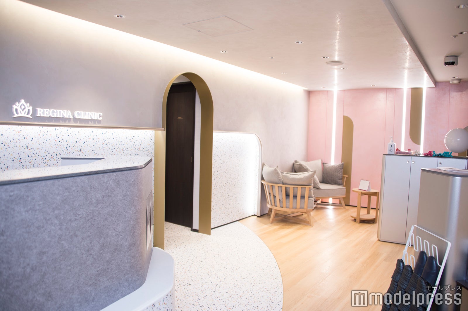 TVCMで話題「レジーナクリニック」に潜入（C）モデルプレス