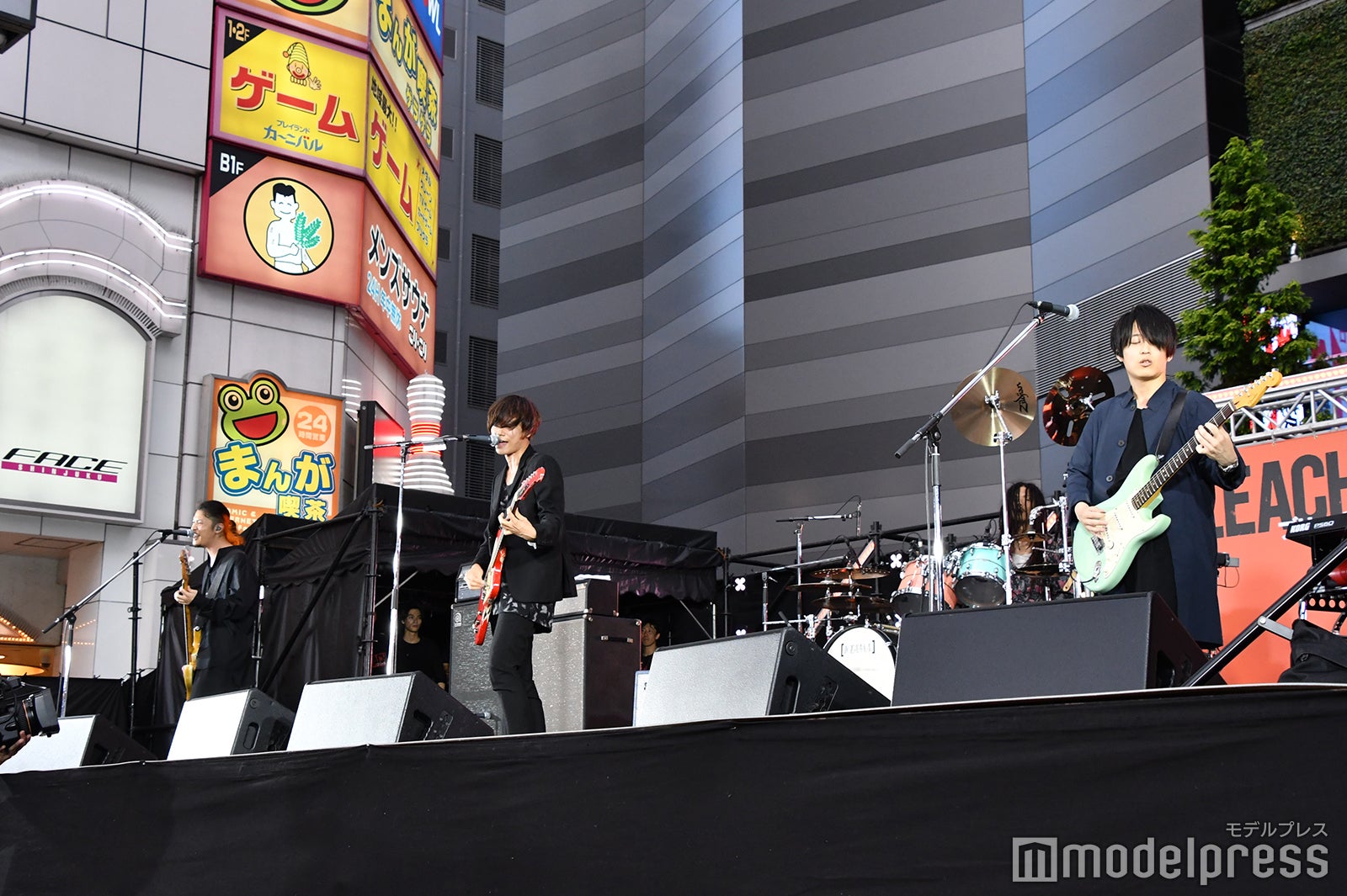 [ALEXANDROS] （C）モデルプレス