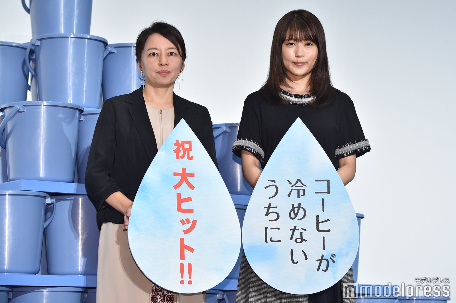 塚原あゆ子監督、有村架純（C）モデルプレス