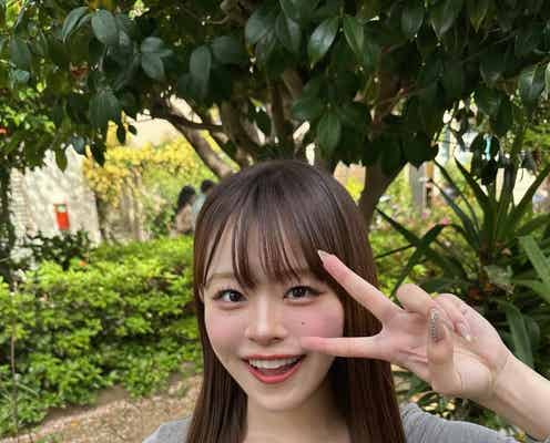 YouTuberになに、美谷間のぞく私服ショット「破壊力すごい」「スタイル良すぎ」の声