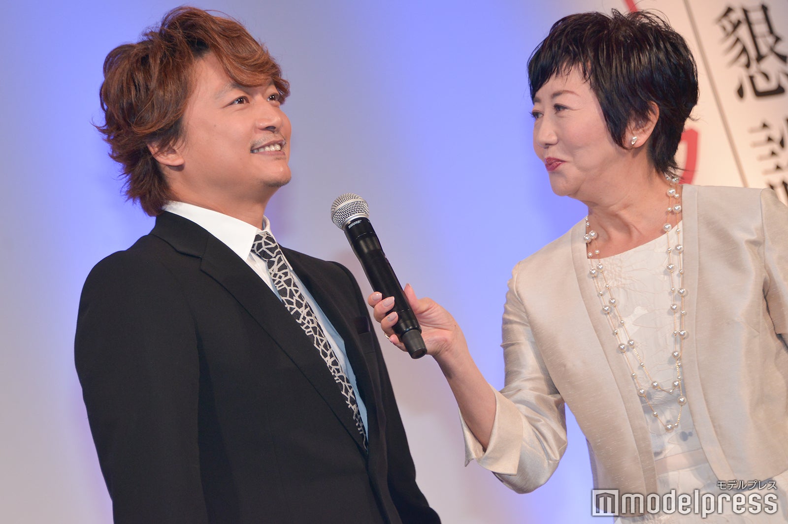 香取慎吾、小宮悦子 （C）モデルプレス