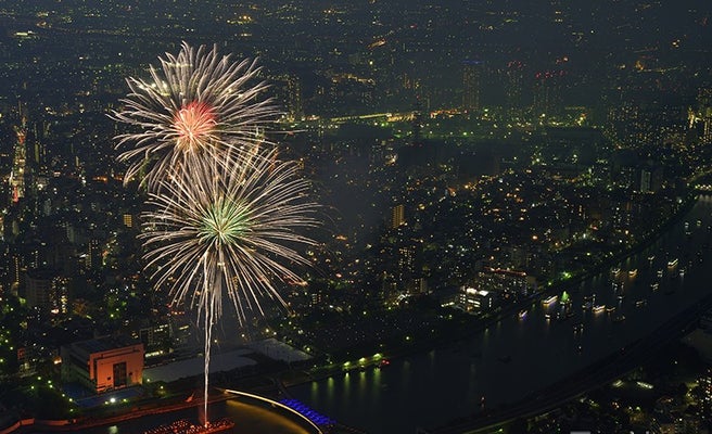 今年は誰と行く 15年に開催される東京の花火大会9選 女子旅プレス 今年は誰と行く 15年に開催される東京の花火大会9選 女子旅プレス