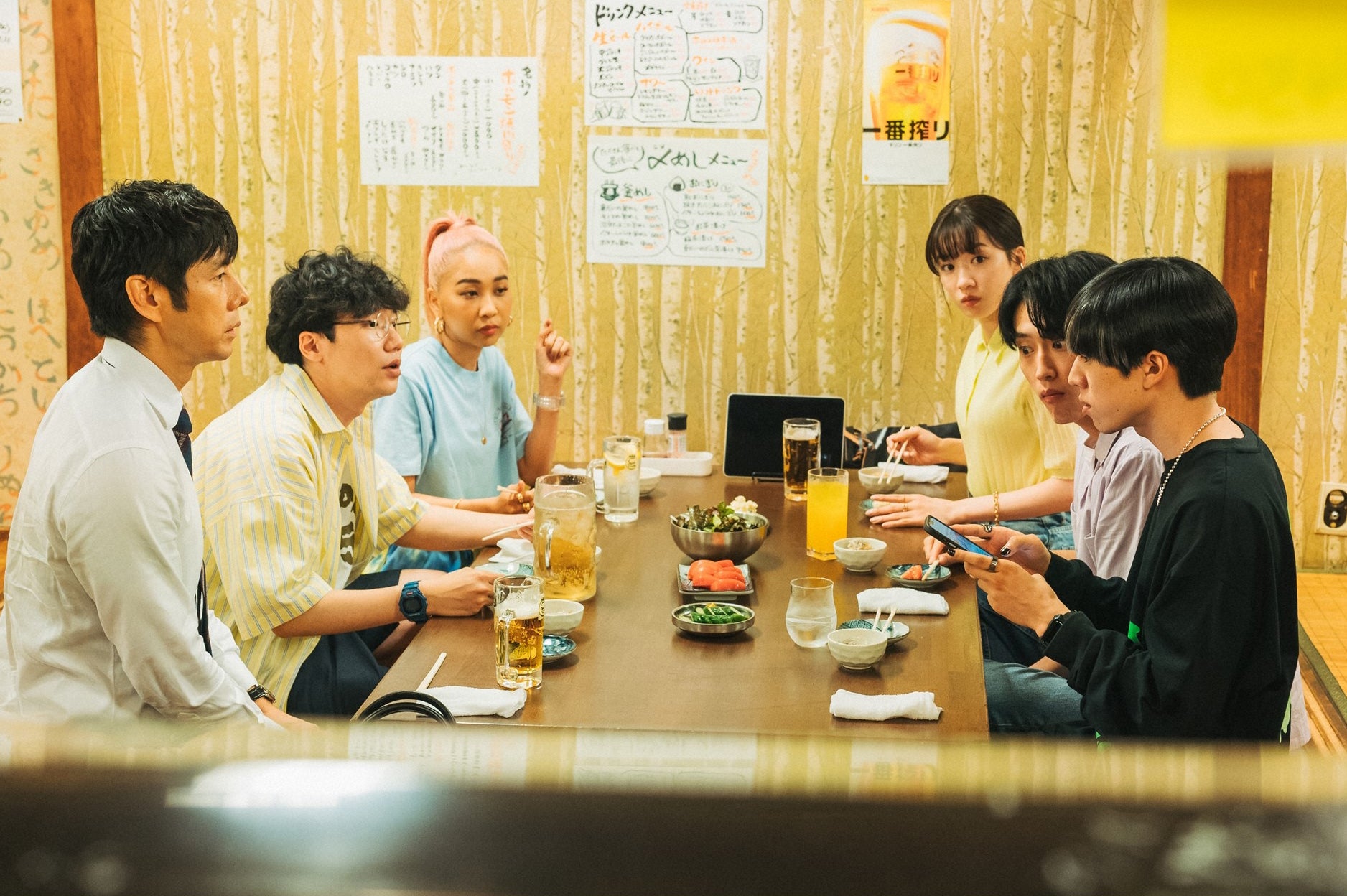 西島秀俊、前原滉、青山テルマ、永野芽郁、杉野遥亮、坂東龍汰／「ユニコーンに乗って」第2話より（C）TBS