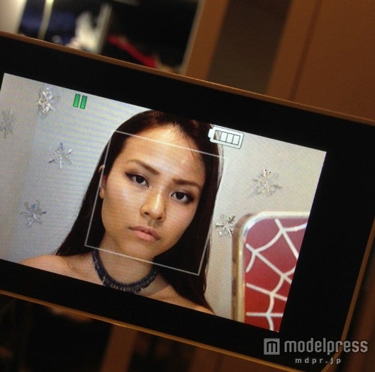 撮影も編集もMiracle Vell Magic本人が行う／「Let It Go with 25 Disney Characters」制作風景