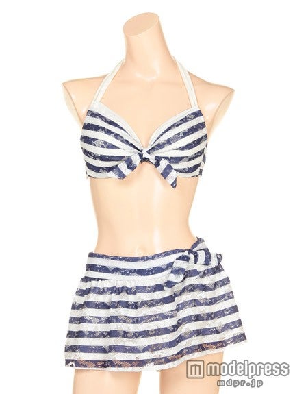 レースボーダービキニ「Swimwear Collection」18,360円(税込)