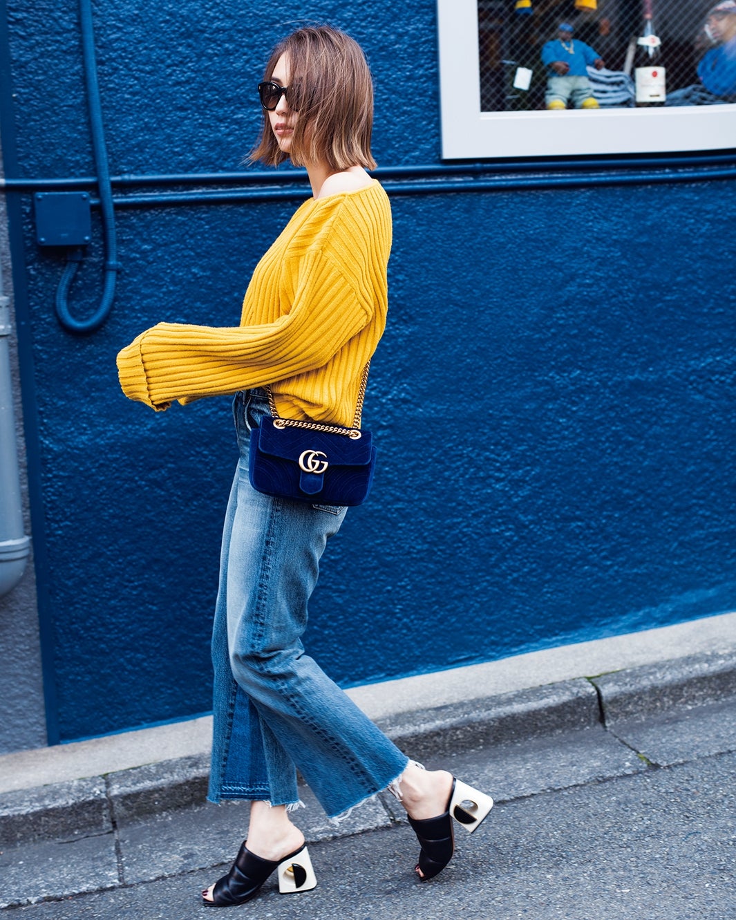 滝沢カレンファーストスタイルブック「地球はココです。私はコレです。」（光文社、2月2日発売）より（画像提供：光文社）