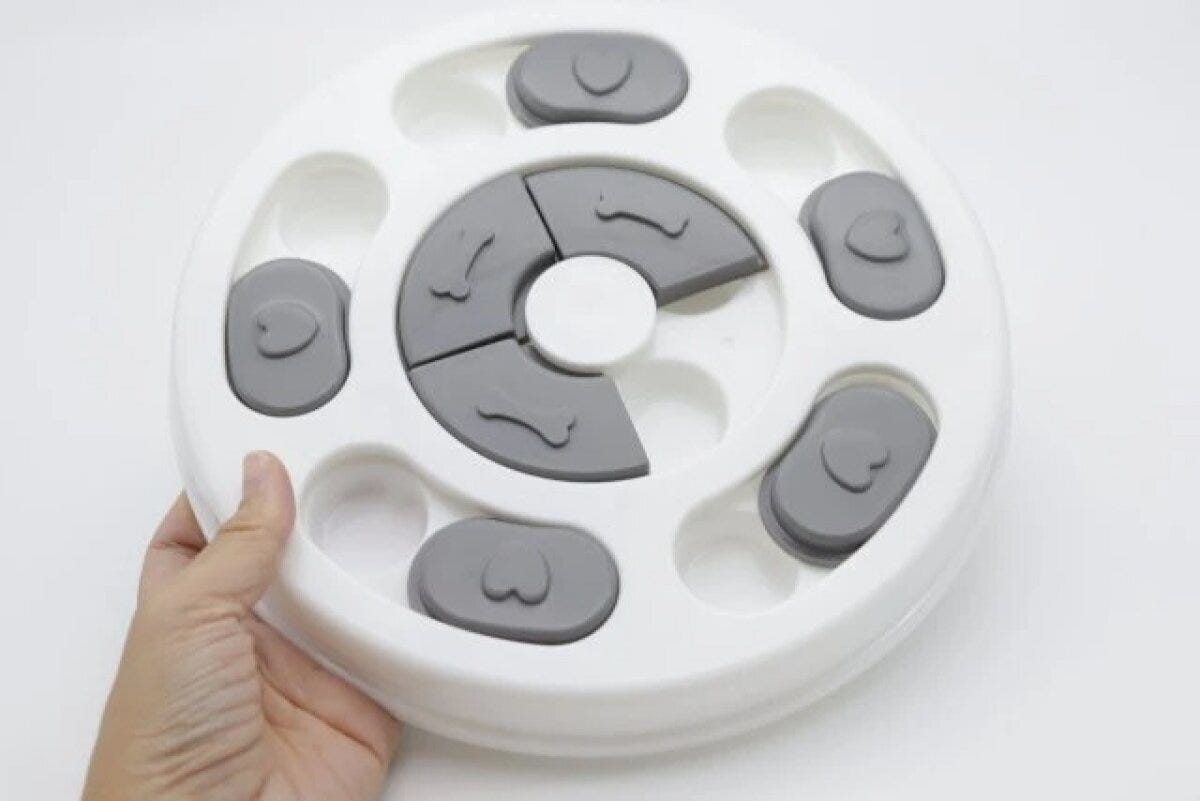 ダイソーのペット知育玩具