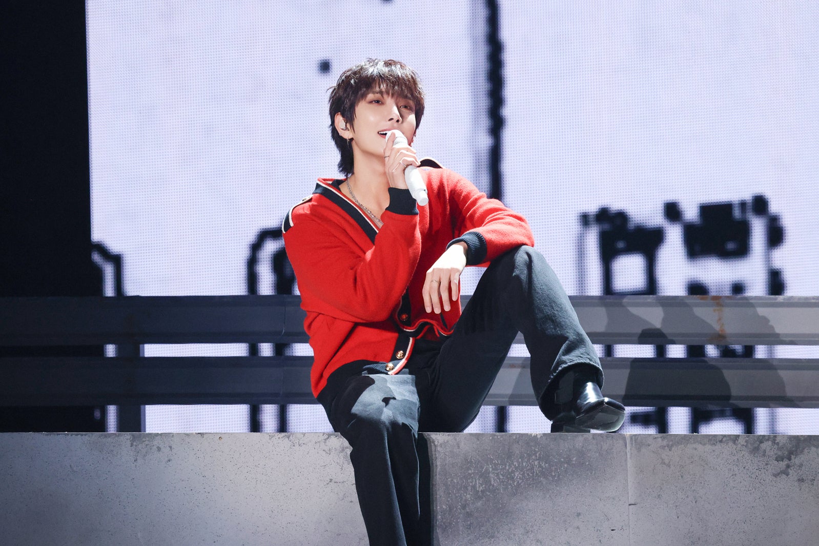 JOSHUA（ジョシュア）（P）＆（C）PLEDIS Entertainment