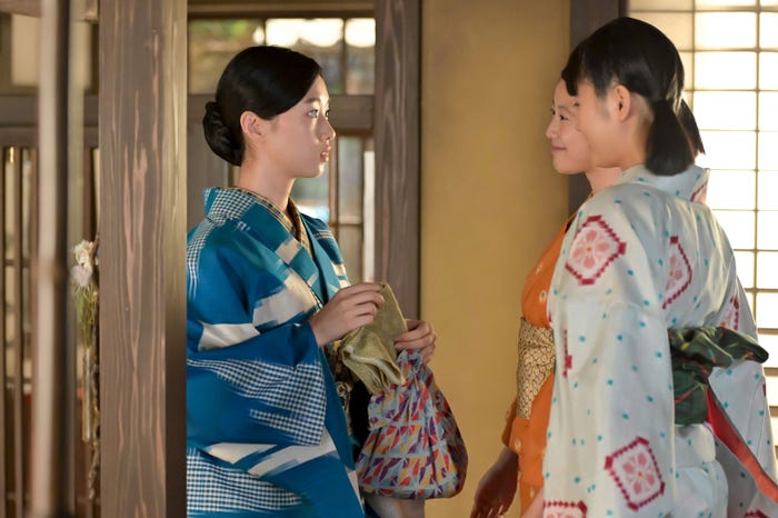 河合優実、今田美桜、原菜乃華「あんぱん」第28話(C)NHK