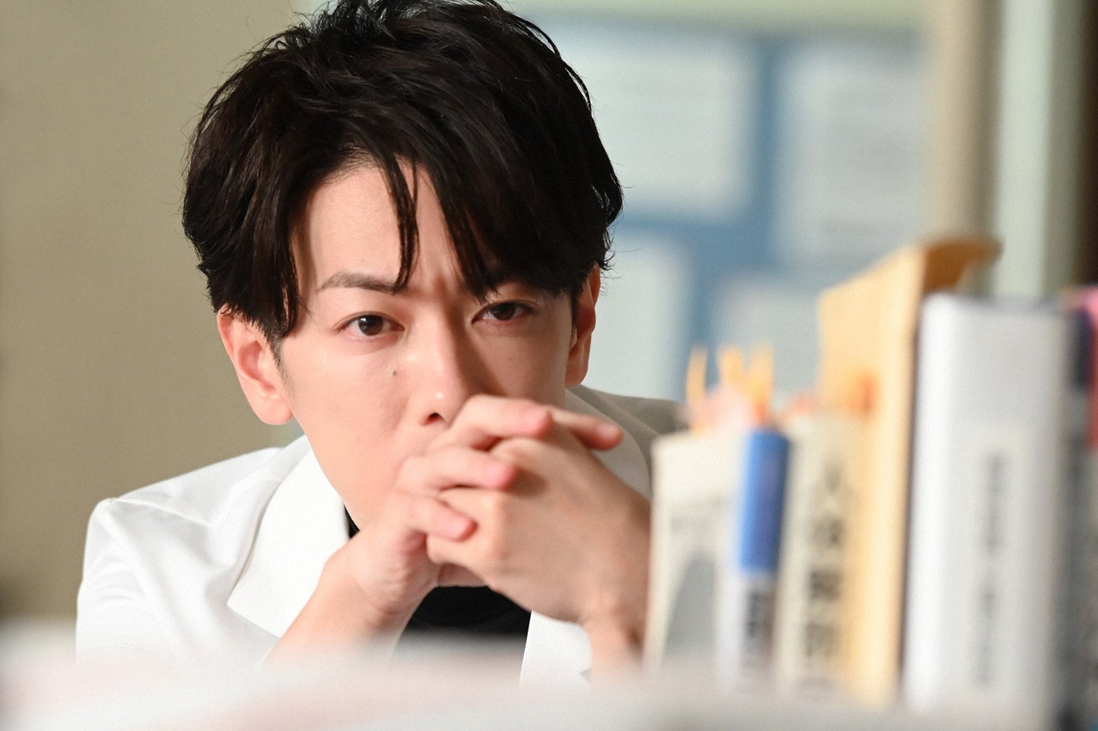 佐藤健／「恋はつづくよどこまでも」第5話より（C）TBS