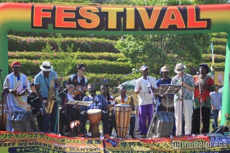 アフリカヘリテイジバンドのステージ／画像提供：アフリカヘリテイジコミティー