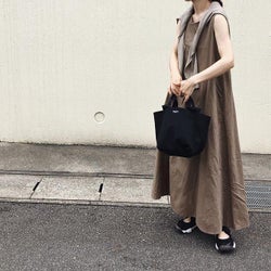 夏のブラウンコーデで華やぐ! ナチュラル派女子伝授のおしゃれのコツ