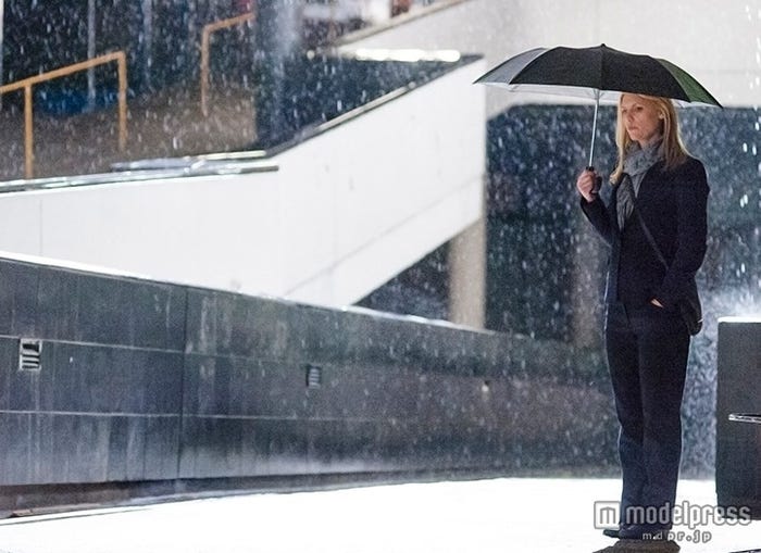 クレア・デインズ演じるキャリー・マティソン(C)2015 Twentieth Century Fox Home Entertainment LLC. All Rights Reserved.