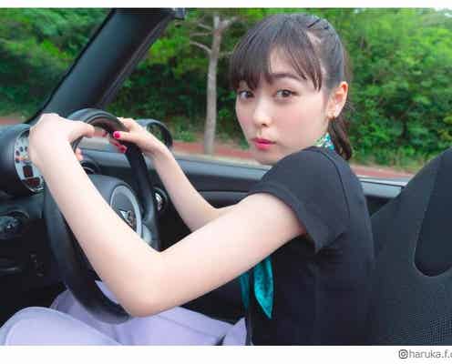 福原遥のドライブデート風ショット “免許取り立て”運転姿が「可愛すぎる」と反響