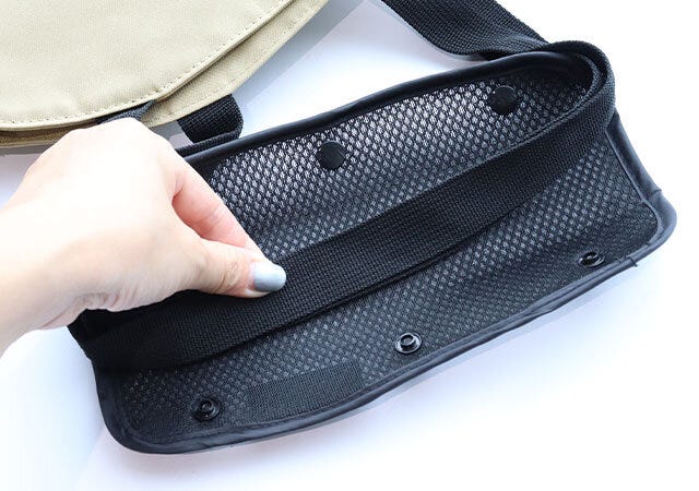 100円ショップ　100均　100円　百円　百円ショップ　便利　優秀　使える　おすすめ　オススメ　レビュー　人気　セリア　seria　ショルダーストラップカバー　ストラップカバー