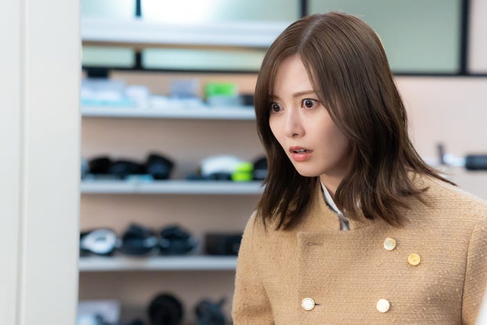 白石麻衣(C)テレビ朝日