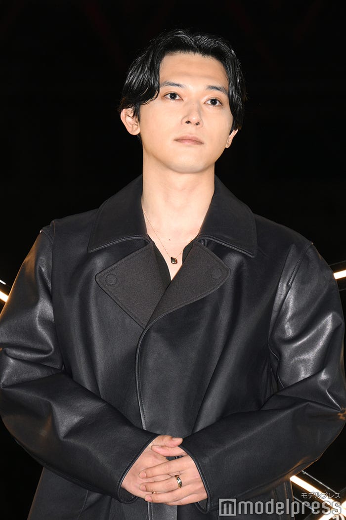 吉沢亮(C)モデルプレス