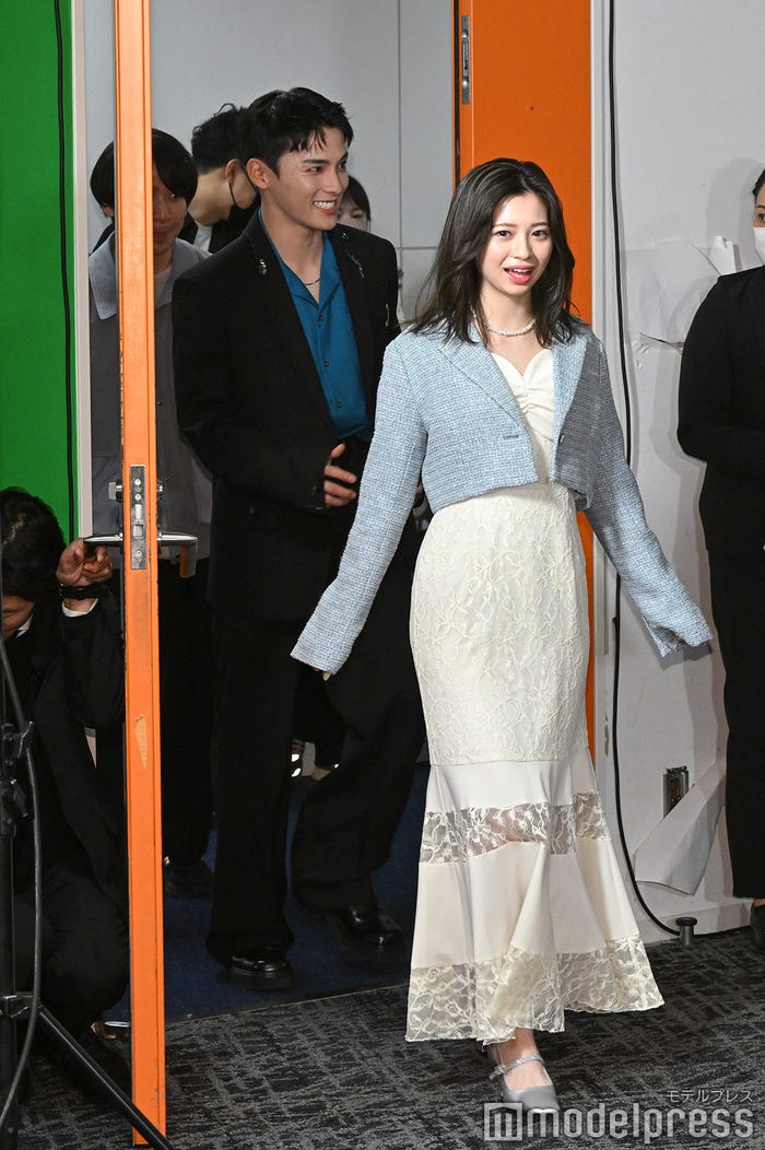 川西拓実、桜田ひより(C)モデルプレス
