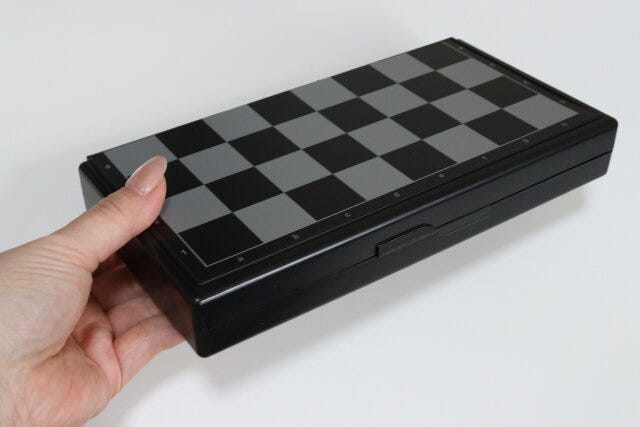 ダイソー チェス 折りたたみ可能 ダイソー チェス 折りたたみ可能