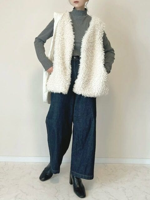 ワイドパンツ　コーデ　秋